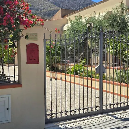 Al Civico 365 * Castelluzzo