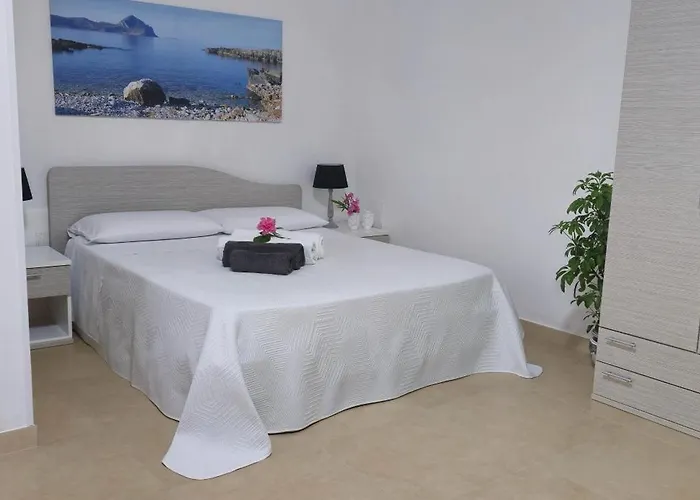 Al Civico 365 * Castelluzzo